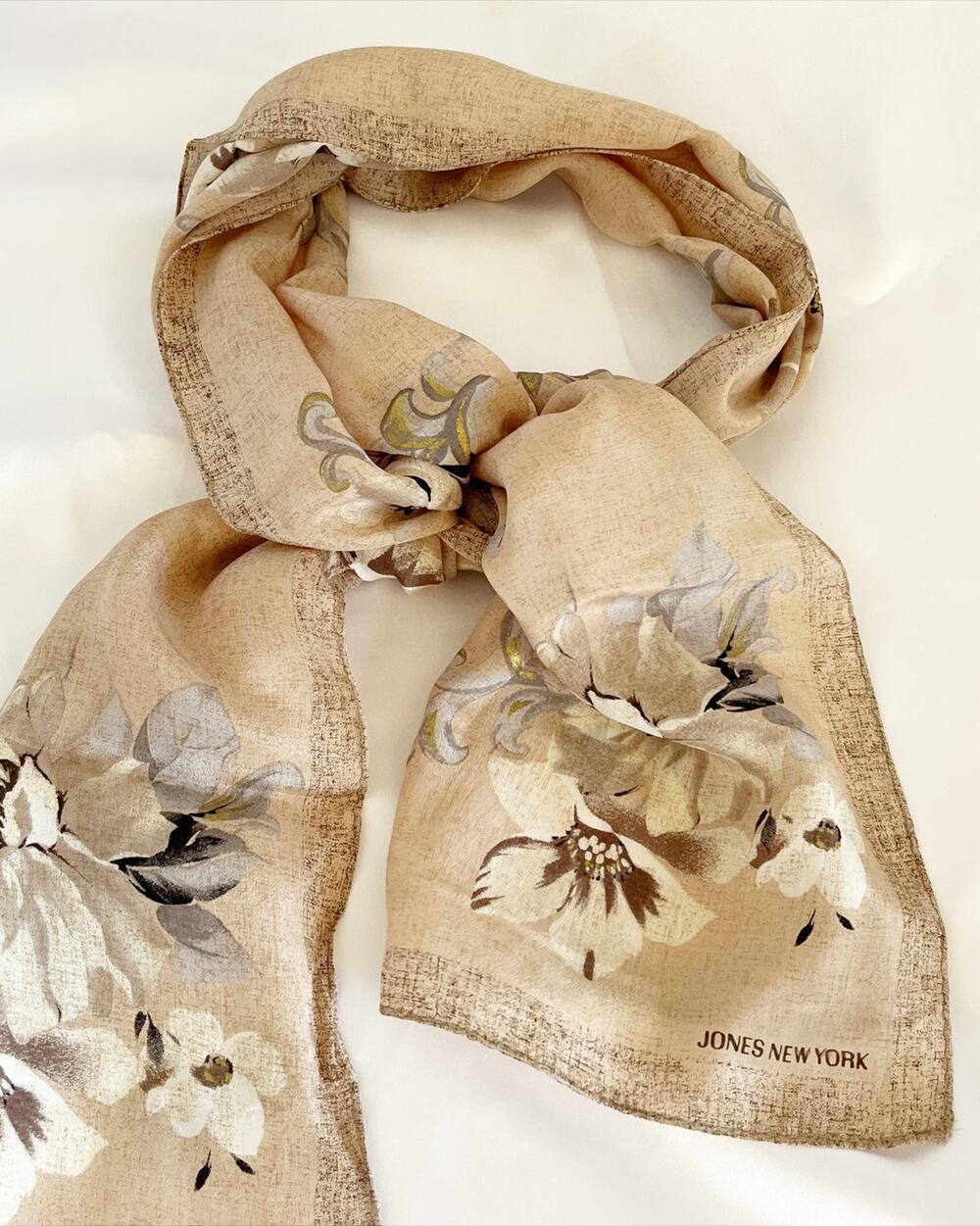 JONES NEW YORK 100% Silk Scarf Vintage Beige Brown Floral Design Oblong